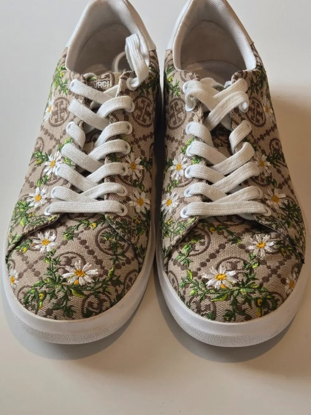 Tory Burch Daisy Floral Flower Embroidered Sneakers 8.5 Howell T-Monogram